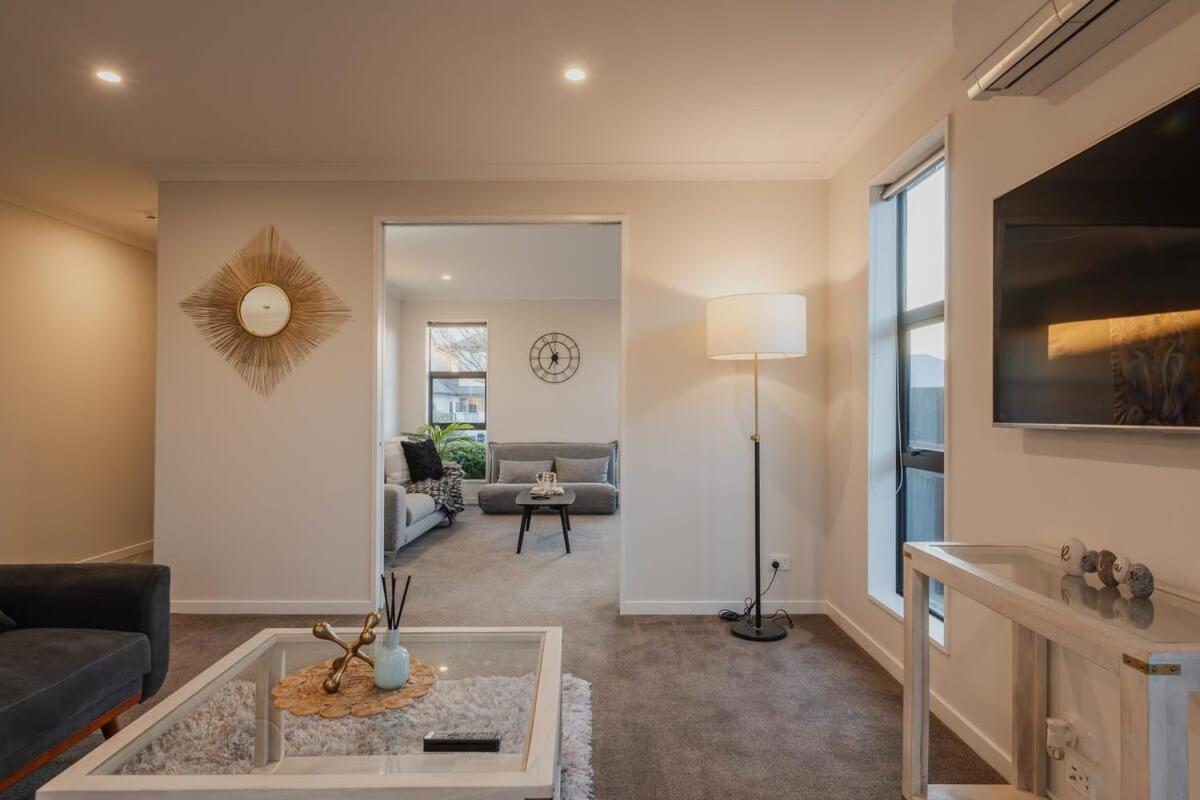 Elegant 3Br Home On Mustang Avenue Christchurch Ngoại thất bức ảnh