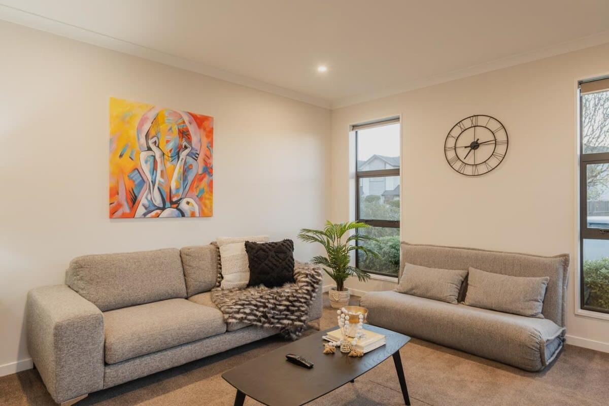 Elegant 3Br Home On Mustang Avenue Christchurch Ngoại thất bức ảnh